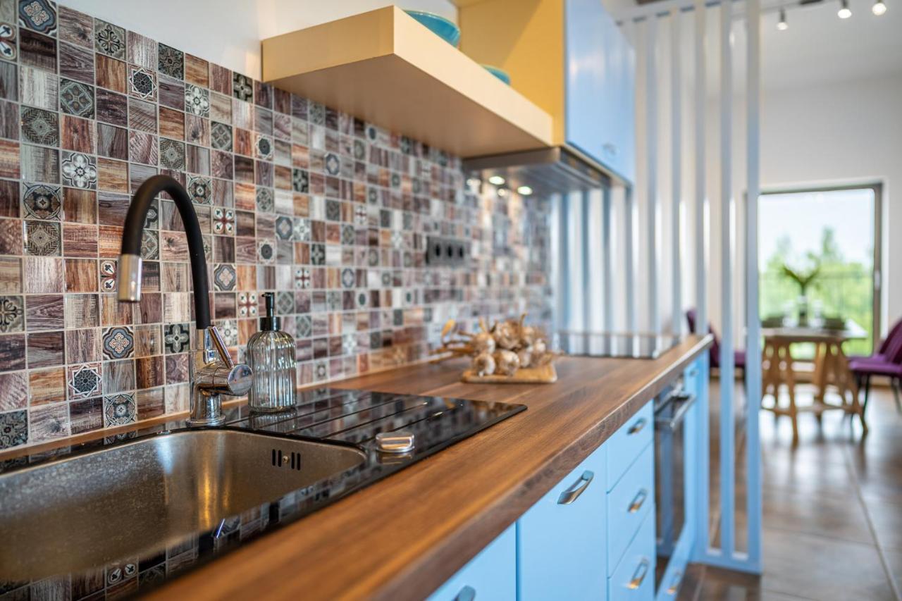 Laskara Garden Apartment By Prague Forest Nove Jirny Bagian luar foto