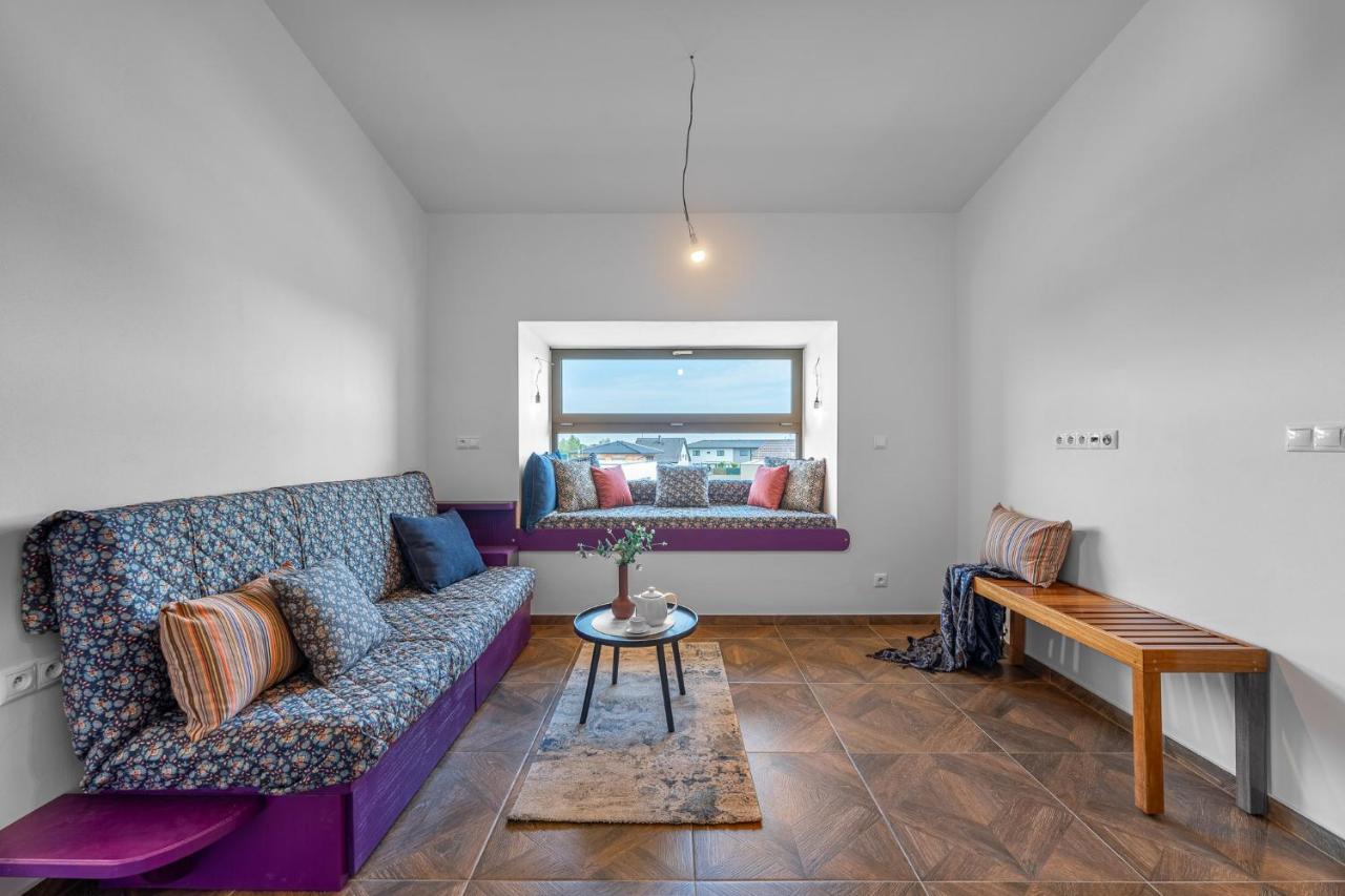 Laskara Garden Apartment By Prague Forest Nove Jirny Bagian luar foto